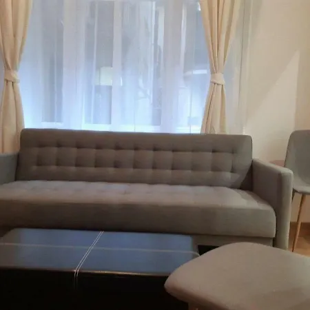 Apartment Charming Tiny 5 Min From The Buda Castle *