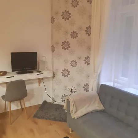 Charming Tiny 5 Min From The Buda Castle *